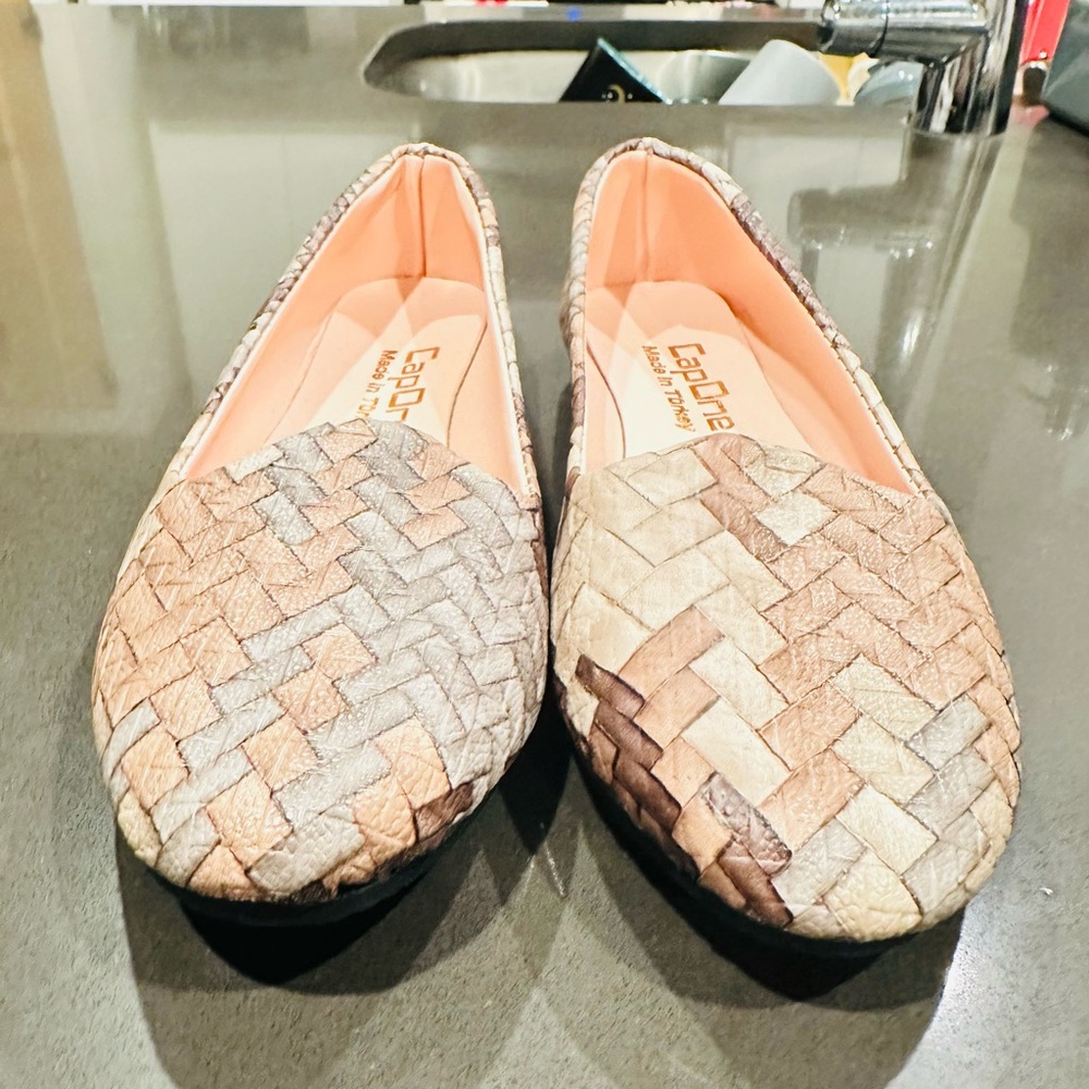 Capone Made in Turkey Woven Leather Loafers Size 39 Neutral Patchwork Flats